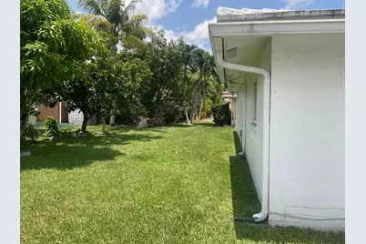 4927 NW 47th Terrace, Tamarac, FL 33319 - Photo 34