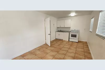 620 NW 7th Avenue #16, Pompano Beach, FL 33060 - Photo 6