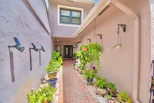 6640 Thornhill Ct, Boca Raton, FL 33433 - Photo 2