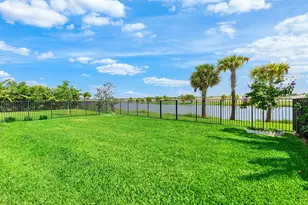 13207 Feathering Wy, Palm Beach Gardens, FL 33412 - Photo 30