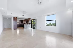 1640 Presidential Way, West Palm Beach, FL 33401 - Photo 2