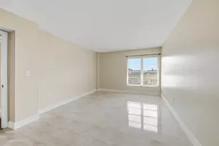 4158 Inverrary Dr, Lauderhill, FL 33319 - Photo 16