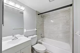 4158 Inverrary Dr, Lauderhill, FL 33319 - Photo 18