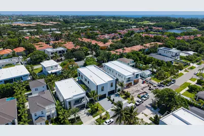 723 Lake Avenue N, Delray Beach, FL 33483 - Photo 48