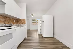 5521 SW 34th St, Hollywood, FL 33023 - Photo 8