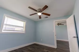 711 N 23rd St, Fort Pierce, FL 34950 - Photo 4