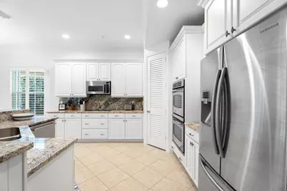 910 SW Palm Cove Drive, Palm City, FL 34990 - Photo 14
