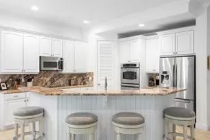 910 SW Palm Cove Dr, Palm City, FL 34990 - Photo 16