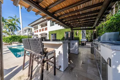 2430 Castilla Isle, Fort Lauderdale, FL 33301 - Photo 48