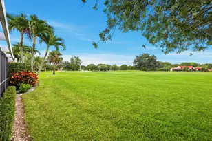 2 Monterey Pointe Dr, Palm Beach Gardens, FL 33418 - Photo 42