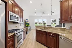 2 Monterey Pointe Dr, Palm Beach Gardens, FL 33418 - Photo 12