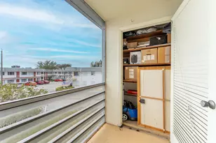 2920 Cynthia Ln, Lake Worth Beach, FL 33461 - Photo 12