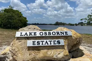 2920 Cynthia Ln, Lake Worth Beach, FL 33461 - Photo 16