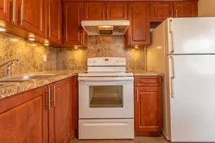 2920 Cynthia Ln, Lake Worth Beach, FL 33461 - Photo 6