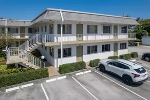 2920 Cynthia Ln, Lake Worth Beach, FL 33461 - Photo 2