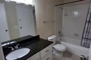 899 Riverside Dr, Coral Springs, FL 33071 - Photo 12