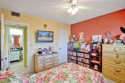 1461 S Ocean Boulevard #303, Lauderdale by the Sea, FL 33062 - Photo 16