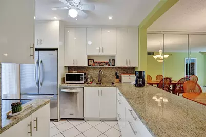 1461 S Ocean Boulevard #303, Lauderdale by the Sea, FL 33062 - Photo 6