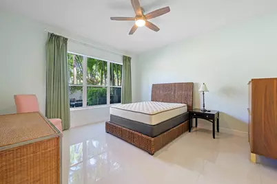 1384 Harbor View W, Hollywood, FL 33019 - Photo 20
