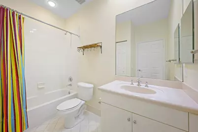 1384 Harbor View W, Hollywood, FL 33019 - Photo 16