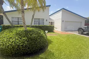 13430 SW 99th Terrace, Miami, FL 33186 - Photo 2