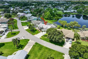 1921 NE Acapulco Dr, Jensen Beach, FL 34957 - Photo 56