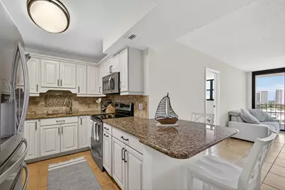 336 Golfview Road #905, North Palm Beach, FL 33408 - Photo 16