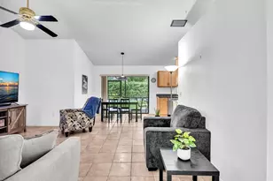 425 Shadow Wood Ln, Coral Springs, FL 33071 - Photo 10