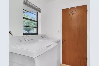 425 Shadow Wood Lane, Coral Springs, FL 33071 - Photo 28