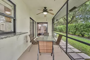 425 Shadow Wood Ln, Coral Springs, FL 33071 - Photo 40