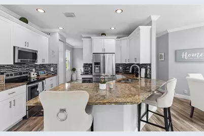 1104 NW Leonardo Circle, Port Saint Lucie, FL 34986 - Photo 24