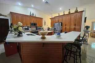 197 NW 113th Way, Coral Springs, FL 33071 - Photo 2