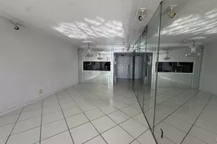 112 Lake Emerald Dr, Oakland Park, FL 33309 - Photo 16