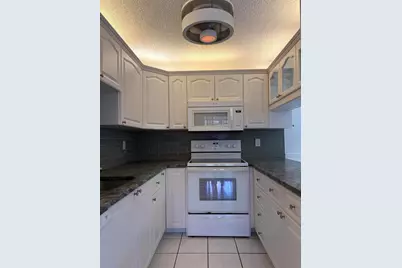 203 SE Camelot Gardens Boulevard #C, Port Saint Lucie, FL 34952 - Photo 4