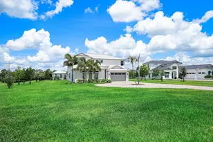 20020 SE Bridgewater Dr, Jupiter, FL 33458 - Photo 2