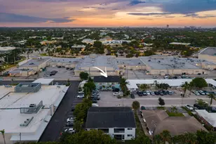 1001 SE 3rd St, Deerfield Beach, FL 33441 - Photo 4