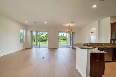 172 Manor Circle, Jupiter, FL 33458 - Photo 2
