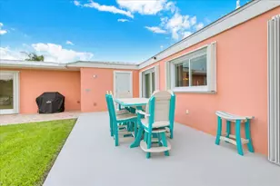 611 SE Harborview Dr, Port Saint Lucie, FL 34983 - Photo 56