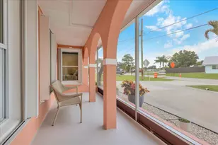 611 SE Harborview Dr, Port Saint Lucie, FL 34983 - Photo 6