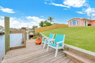 611 SE Harborview Dr, Port Saint Lucie, FL 34983 - Photo 76