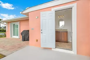 611 SE Harborview Dr, Port Saint Lucie, FL 34983 - Photo 62