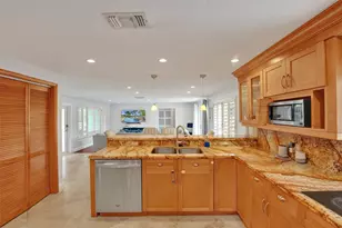 720 NW 29th Ct, Wilton Manors, FL 33311 - Photo 6