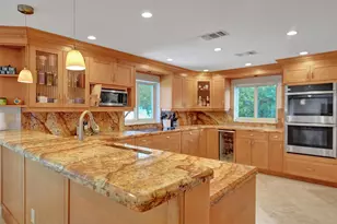 720 NW 29th Ct, Wilton Manors, FL 33311 - Photo 2