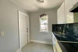 2231 Wilson St, Hollywood, FL 33020 - Photo 8