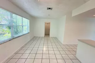 7643 NW 74th Ave, Tamarac, FL 33321 - Photo 18