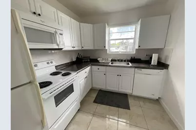 1625 Cleveland Street #B, Hollywood, FL 33020 - Photo 6