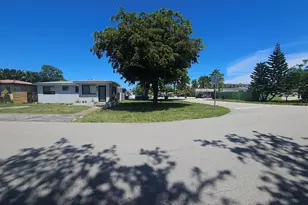 1401 N 16th Ct, Hollywood, FL 33020 - Photo 2