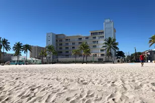 300 Oregon St, Hollywood, FL 33019 - Photo 2