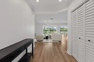 11223 Pond View Dr, Wellington, FL 33414 - Photo 4