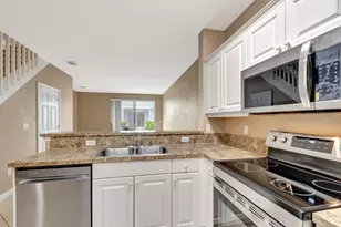 1912 Hibiscus Ln, Riviera Beach, FL 33404 - Photo 10
